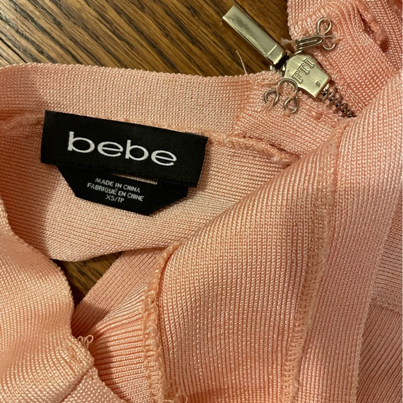 LIKE NEW, bebe, Stretch, ribbed mini. Back zip, top clasp, V neck front & back - Picture 3 of 3